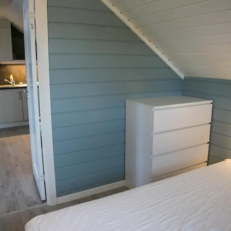 Rorbu Apartment Floro